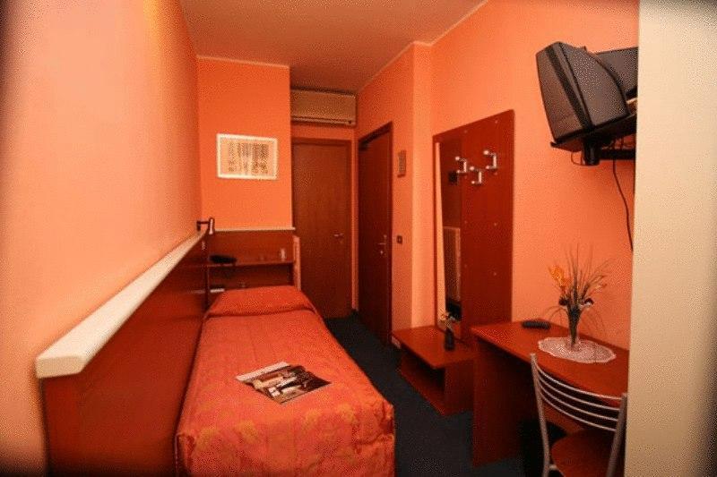 Hotel Del Sud Milano Dış mekan fotoğraf