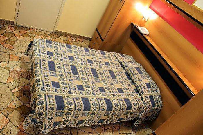 Hotel Del Sud Milano Dış mekan fotoğraf
